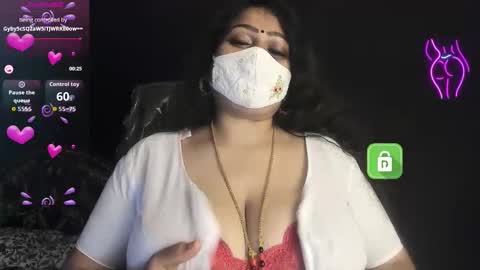 Snapshot of yourss_preethy chatting on November 2025 04:39:01 PM preethy online show from November 2025 04:39:01 PM