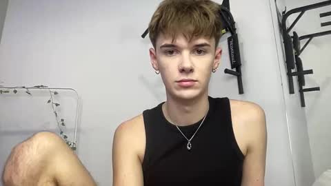 Snapshot of yoursweetyguy chatting on November 2025 03:34:02 PM yoursweetyguy online show from November 2025 03:34:02 PM