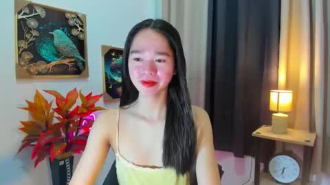 yourtinybunny online show from April 2026 10:24:02 AM