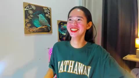 yourtinybunny online show from May 2026 03:18:02 PM