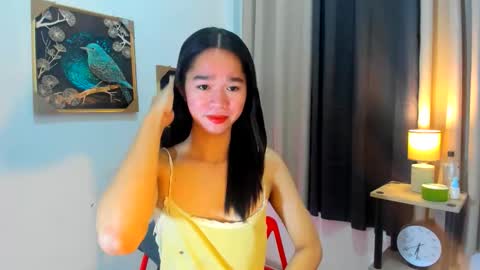 yourtinybunny online show from May 2026 10:32:01 AM