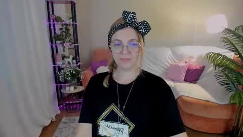 Alice online show from September 2025 03:33:01 PM