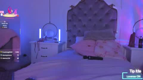 Snapshot of yourwishisme_val chatting on February 2026 06:40:02 AM Val online show from February 2026 06:40:02 AM