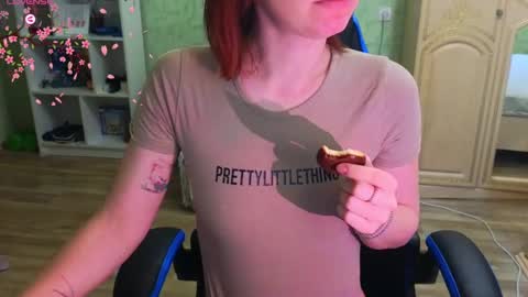 Snapshot of yourwishnes chatting on March 2025 08:27:01 AM Sweet Sasha online show from March 2025 08:27:01 AM