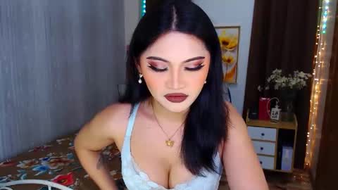 Snapshot of youungsextdeity chatting on January 2025 07:28:01 AM cathy online show from January 2025 07:28:01 AM