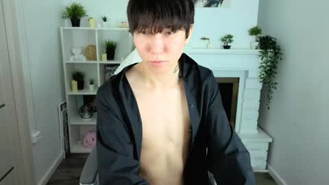 Snapshot of yugoasian chatting on February 2026 12:34:02 PM Yugo online show from February 2026 12:34:02 PM