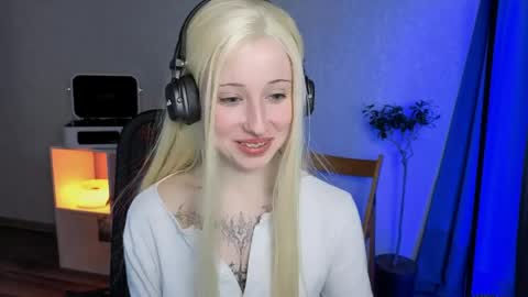 Misa online show from March 2026 06:35:02 PM