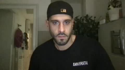 Snapshot of yul53 chatting on September 2025 08:02:02 PM yul53 online show from September 2025 08:02:02 PM