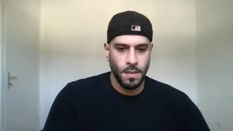 Snapshot of yul53 chatting on November 2025 08:06:01 AM yul53 online show from November 2025 08:06:01 AM