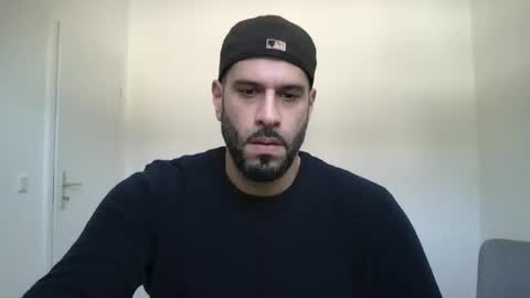 Snapshot of yul53 chatting on November 2025 11:43:01 AM yul53 online show from November 2025 11:43:01 AM