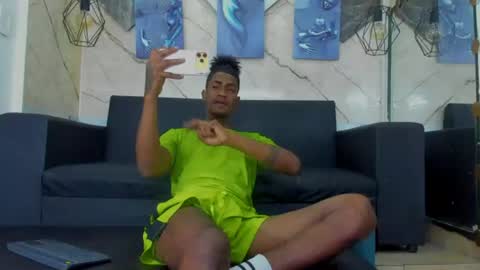 Snapshot of yulian_23 chatting on July 2026 07:05:01 PM Ivan online show from July 2026 07:05:01 PM