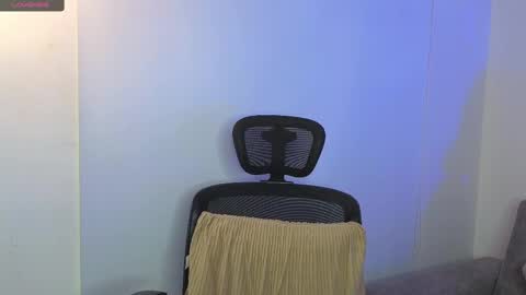 yulian_vasquez online show from October 2025 12:22:02 PM