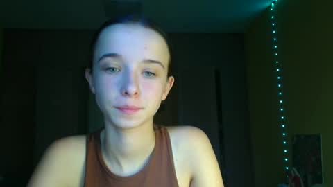 Yuliia online show from September 2025 05:40:02 AM