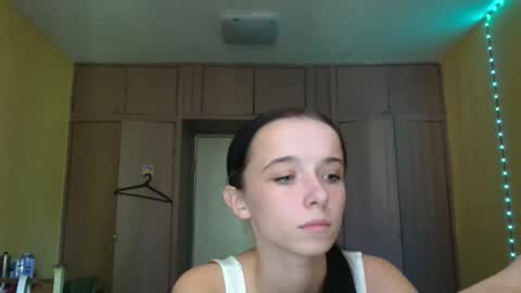 Yuliia online show from September 2025 11:03:01 AM