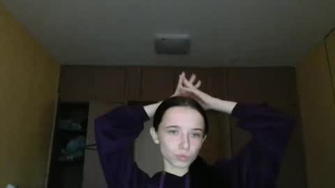 Yuliia online show from October 2025 05:26:02 AM