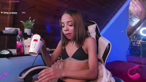 Snapshot of yumi_hanna chatting on December 2025 11:33:02 PM yumi_hanna online show from December 2025 11:33:02 PM