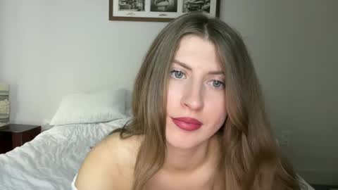 yumiandwolf online show from March 2025 10:15:02 PM