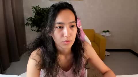 Snapshot of yummy_lamii chatting on July 2026 03:35:02 AM Cindey online show from July 2026 03:35:02 AM