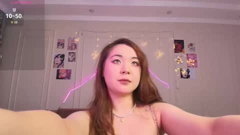 Snapshot of yummy_yuna chatting on December 2025 09:34:02 PM Yumi online show from December 2025 09:34:02 PM