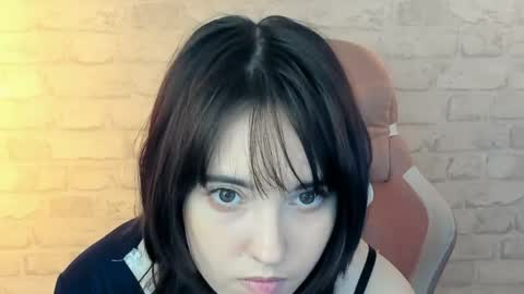 Snapshot of yummyammi chatting on April 2026 10:49:02 AM yummyammi online show from April 2026 10:49:02 AM