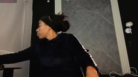 Yummyduo online show from November 2025 11:54:01 AM