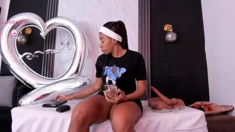 Yummyduo online show from April 2026 11:02:02 AM