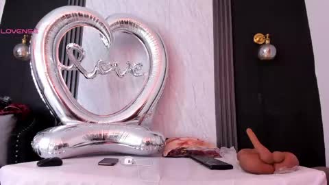 Yummyduo online show from April 2026 11:08:02 AM