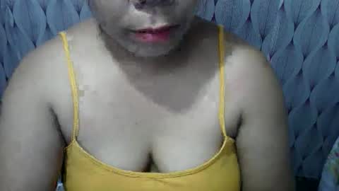 yummylips_4u online show from May 2026 07:58:02 AM