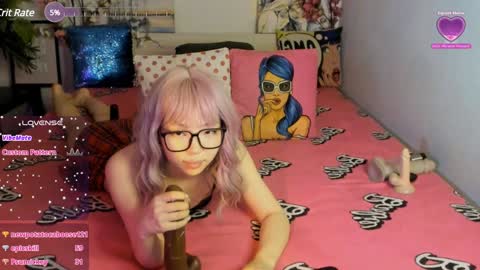 Snapshot of yummyqueen1 chatting on January 2025 03:22:02 AM KIM online show from January 2025 03:22:02 AM