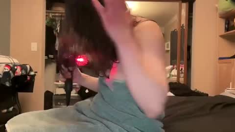 yummyybby online show from January 2025 04:50:02 AM