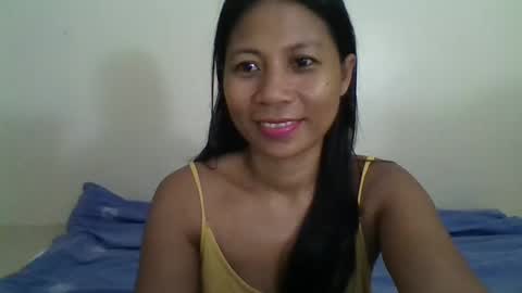 Snapshot of yuna_05 chatting on January 2026 04:43:02 PM yuna_05 online show from January 2026 04:43:02 PM