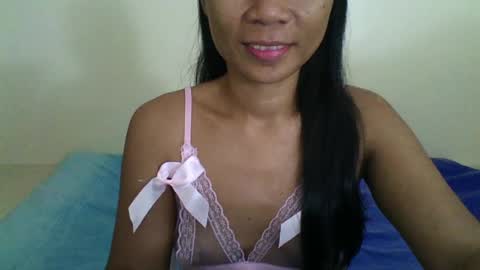 yuna_05 online show from June 2026 02:43:02 PM