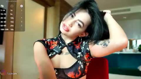 Snapshot of yuna_leen chatting on July 2026 09:12:02 AM yuna_leen online show from July 2026 09:12:02 AM