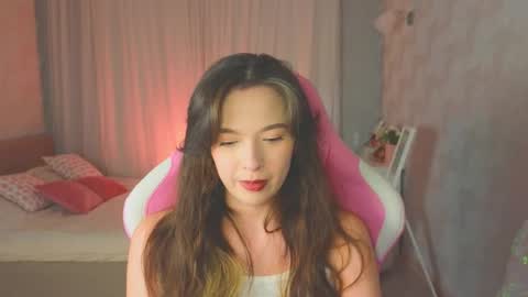 Snapshot of yuna_sunshy chatting on September 2025 11:26:02 PM Yuna online show from September 2025 11:26:02 PM