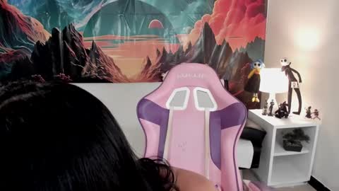 Yuna online show from September 2025 03:45:01 PM