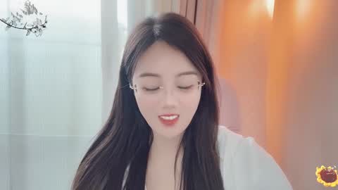 Snapshot of yuner0715 chatting on January 2025 07:58:02 AM YunEr online show from January 2025 07:58:02 AM