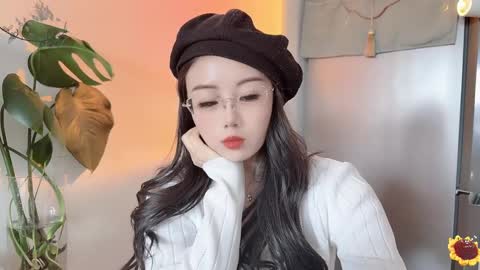 Snapshot of yuner0715 chatting on February 2025 03:34:02 AM YunEr online show from February 2025 03:34:02 AM