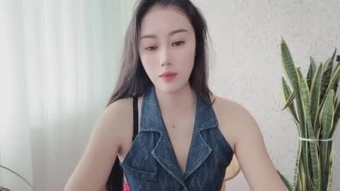 Snapshot of yuner0715 chatting on September 2025 03:50:02 AM YunEr online show from September 2025 03:50:02 AM