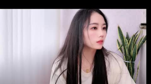 Snapshot of yuner0715 chatting on October 2025 05:37:01 AM YunEr online show from October 2025 05:37:01 AM