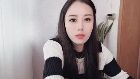 Snapshot of yuner0715 chatting on October 2025 03:20:02 AM YunEr online show from October 2025 03:20:02 AM