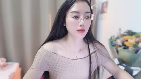 Snapshot of yuner0715 chatting on November 2025 01:54:02 PM YunEr online show from November 2025 01:54:02 PM