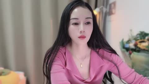 Snapshot of yuner0715 chatting on November 2025 02:28:02 PM YunEr online show from November 2025 02:28:02 PM