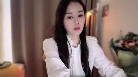 Snapshot of yuner0715 chatting on November 2025 03:06:01 AM YunEr online show from November 2025 03:06:01 AM