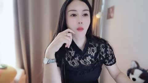 Snapshot of yuner0715 chatting on November 2025 04:03:02 AM YunEr online show from November 2025 04:03:02 AM