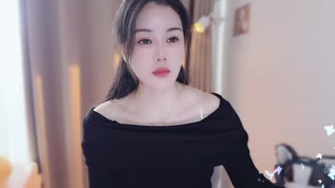 Snapshot of yuner0715 chatting on December 2025 06:12:02 AM YunEr online show from December 2025 06:12:02 AM