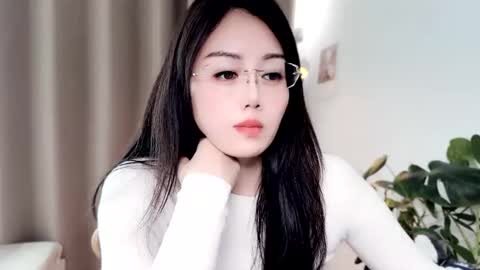 YunEr online show from April 2026 02:59:02 AM