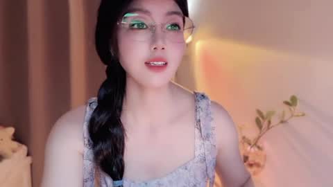 YunEr online show from July 2026 02:43:02 PM