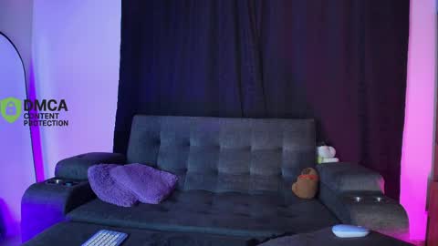 ELITA online show from May 2026 05:38:02 AM