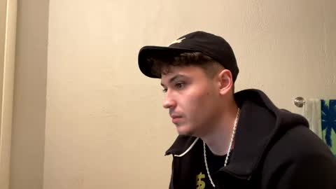 yungstudbev online show from December 2024 06:19:01 AM