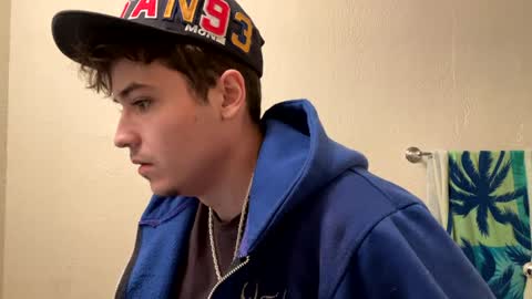 yungstudbev online show from January 2025 05:58:02 AM